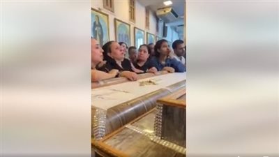 والدة أطفال ضحايا حريق كنيسة المنيرة: 3 صناديق من عندي ليه دول ملايكة؟.. زعلانة منك يا عدرا