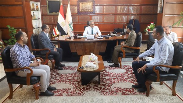 وزير القوى العاملة