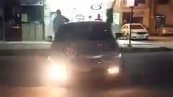 عكس الاتجاه - تعبيرية