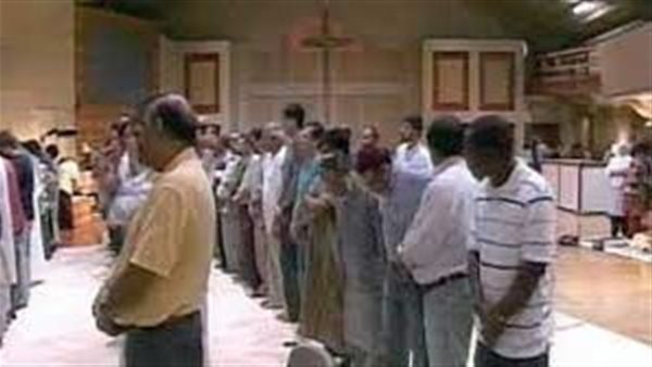 صلاة المسلم في الكنيسة_