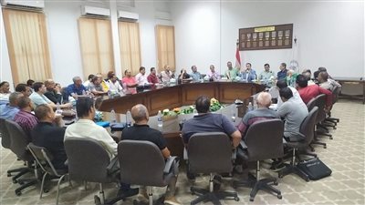 رئيس الغزل والنسيج لـ اللجان النقابية: تواصلوا مع قواعدكم العمالية.. ولسنا دعاة إضرابات أو اعتصامات