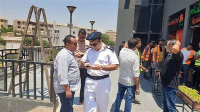 إحالة 140 من أصحاب المحال للنيابة العامة بسبب مخالفة قرار رئيس الوزراء