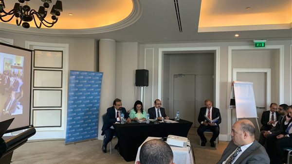 ممثلون من الصحة والصحة