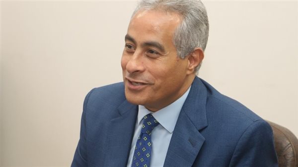 وزير القوى العاملة