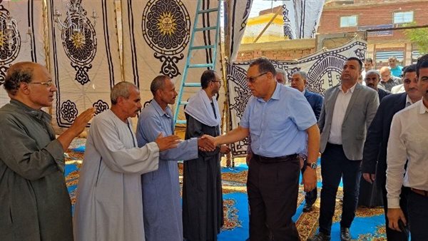 محافظ الشرقية يقدم