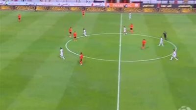 الزمالك يتقدم على فاركو في الشوط الأول برأسية حسام عبد المجيد