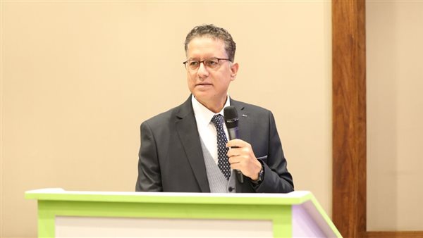  الدكتور ياسر حلمي