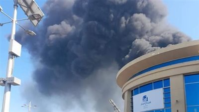 الحماية المدنية تسيطر على حريق كارفور بالإسكندرية.. وإصابة 5 أشخاص بسبب النيران | بث مباشر
