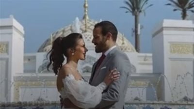 عرفت معاه الحب الحقيقي.. قصة عروس توفي عريسها بالسرطان قبل زفافهما بـ 10 أيام | فيديوجراف