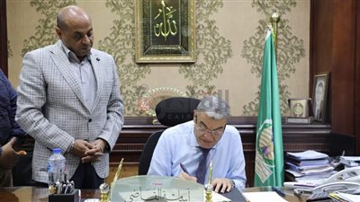 محافظ المنيا يعتمد نتيجة الدور الثاني للشهادة الإعدادية بنسبة نجاح 89.59%