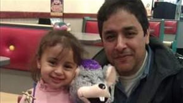 أيمن وابنته 