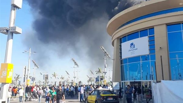 حريق مول كارفور في