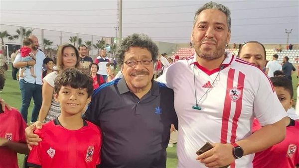 مشجع زملكاوي بتيشيرت