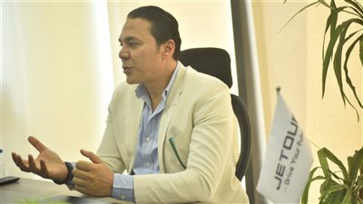 وكيل جيتور: الشركة الأم وجهت شحنات السوق المصري إلى بلاد أخرى بسبب وقف الاستيراد.. وأسعار السيارات لن تنخفض| حوار