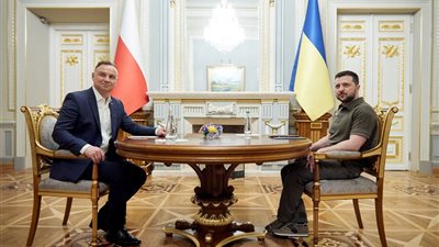 الرئيس البولندي يصل أوكرانيا للقاء زيلينسكي وبحث المساعدات العسكرية