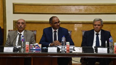 اجتماع مُوسّع لمسئولي قطاع المرافق لمتابعة مبادرة حياة كريمة