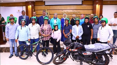 توفر تأمينا صحيا واجتماعيا.. التضامن تطلق مبادرة طريقك أمان لحماية عمال الديلفري | بث مباشر 