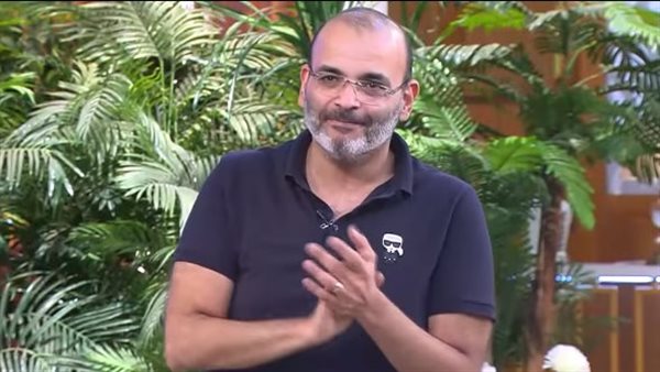 أيمن بهجت قمر