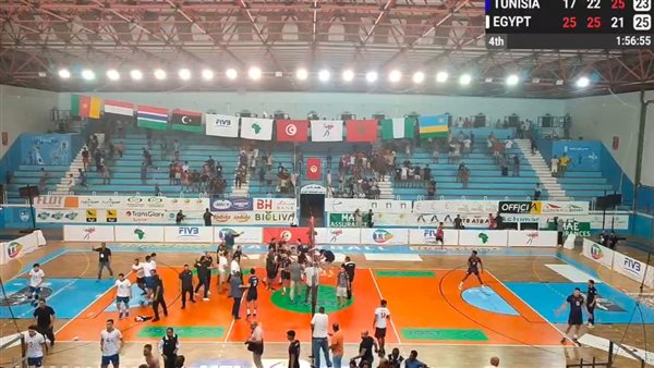 اشتباكات بين لاعبي