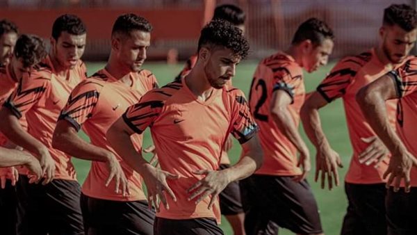 لاعبو المنصورة