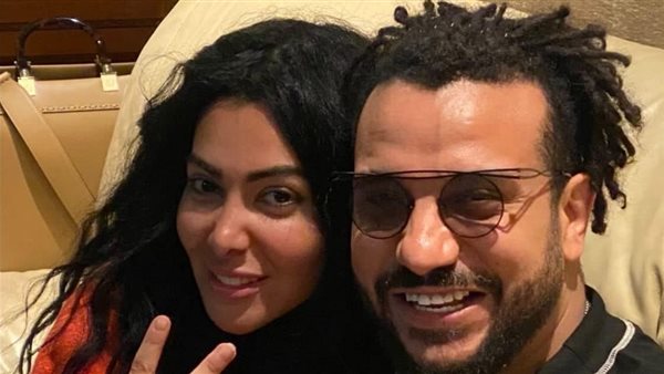 ميرهان حسين وإسلام