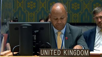 مندوب بريطانيا بمجلس الأمن: روسيا تتجاهل مبادئ سيادة الأرض 