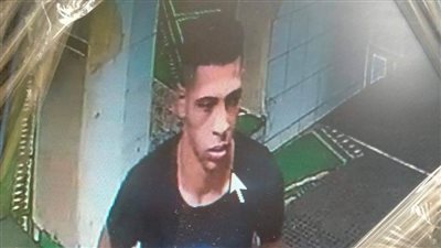 فيديو يرصد سرقة هاتف أثناء صلاة الظهر داخل مسجد أبو الهنا بشبرا الخيمة 