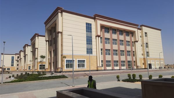 الجامعات الأهلية