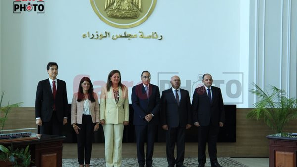 خلال مراسم توقيع