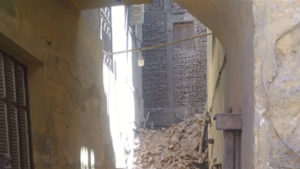 انهيار منزل