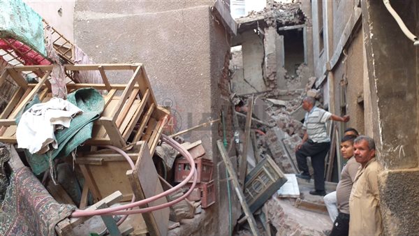 المنزل المنهار بسوهاج