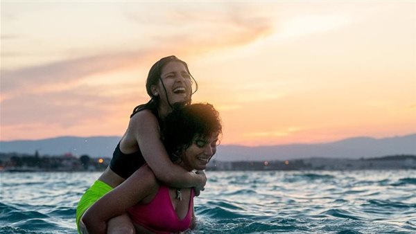  فيلم The Swimmers