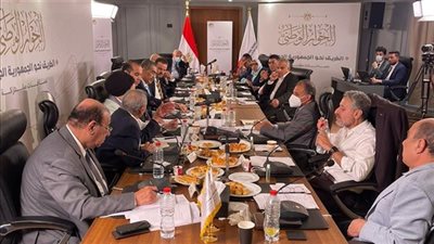 مقرر لجنة الاستثمارات بالحوار الوطني: مراجعة بنود الاستثمار مع المجموعة الاقتصادية أولوياتنا 