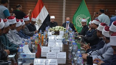 محافظ القليوبية يستقبل وزراء الأوقاف والعدل والرياضة للاحتفال بالعيد القومي