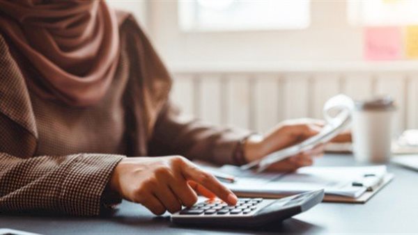 عمل المرأة تعبيرية