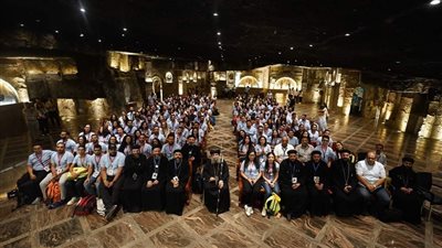 شباب ملتقى لوجوس الثالث في زيارة لديري درنكة والمحرق بأسيوط