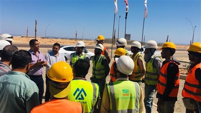 استعدادًا لقمة المناخ.. القوى العاملة تتفقد مواقع العمل بشرم الشيخ وتلتقي بالعمالة غير المنتظمة