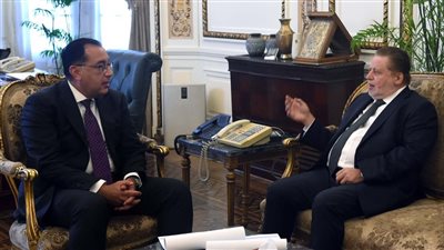 توافر المنتجات في الأسواق وتحسين مناخ الاستثمار.. تفاصيل لقاء مدبولي مع محافظ البنك المركزي 