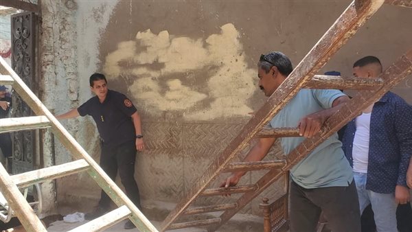 قوات الحماية تنقذ