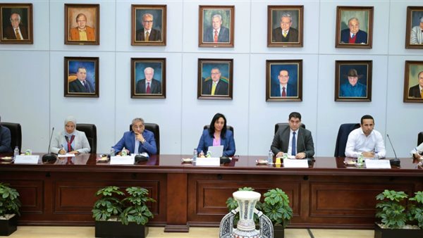 اجتماع وزارة السياحة