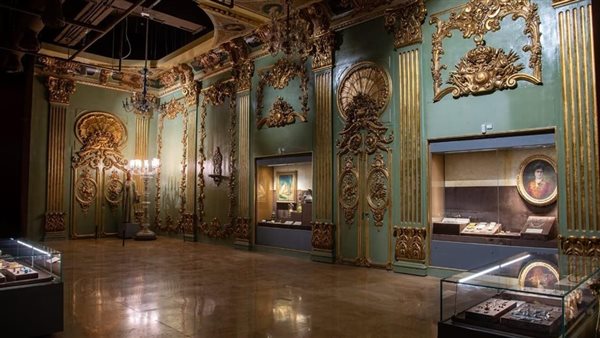 مجوهرات ملكية من