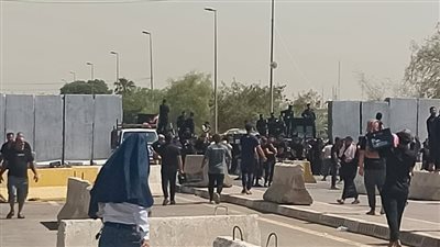 حظر تجوال في عموم العراق بعد تصاعد الاحتجاجات واقتحام المباني الحكومية