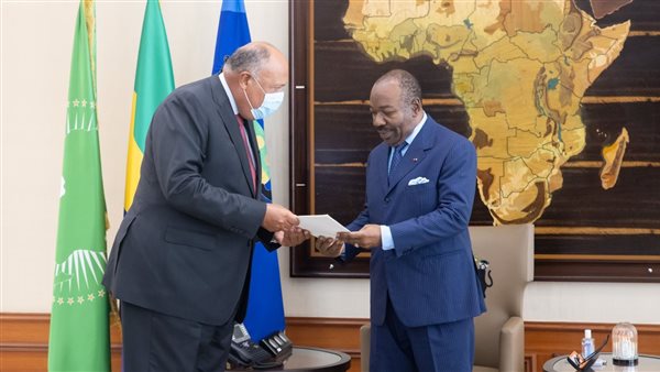 الرئيس الجابوني يستقبل