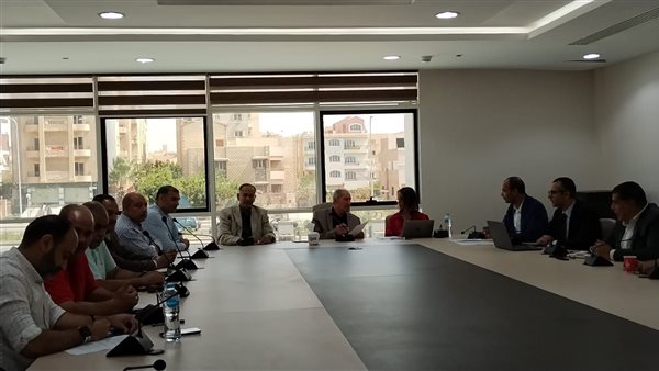 اجتماع للجنة المنظمة