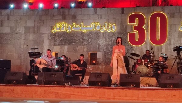 المطربة تانيا صالح