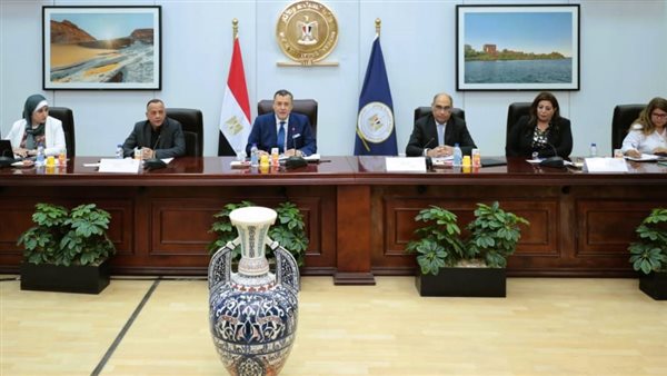 وزير السياحة يترأس