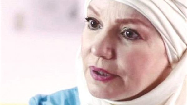 الفنانة مشيرة إسماعيل