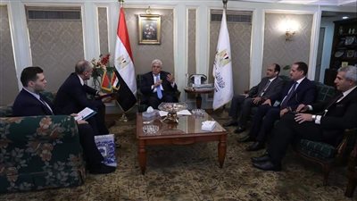 وزير التعليم العالي يبحث التعاون مع الجامعات التكنولوجية البيلاروسية