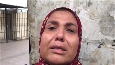 شخص يقتل نجل زوجته بالدقهلية بسبب علبة حلاوة.. ووالدة الضحية: ضربه بالسكينة وشنقه بالخرطوم | بث مباشر