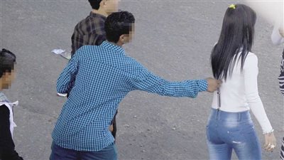 السجن المشدد 5 سنوات لعامل متهم بهتك عرض أجنبية 